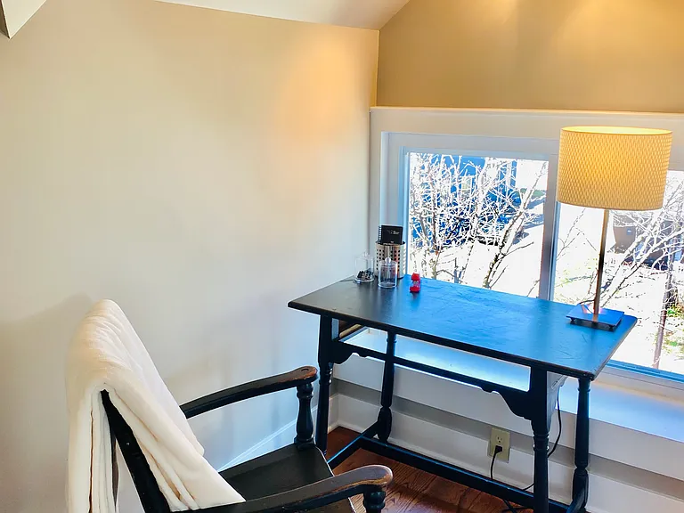 42 Isabel St W — Photo 41