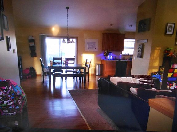 5th image of 1578 Washington Ave