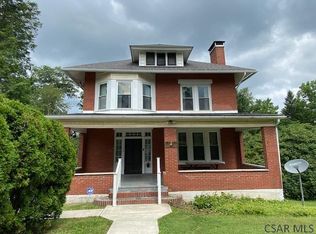 1050 Luzerne St, Johnstown, PA 15905