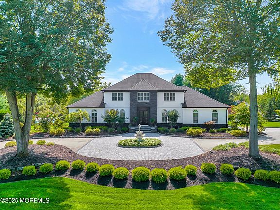 2nd image of 4 Gaitway Drive