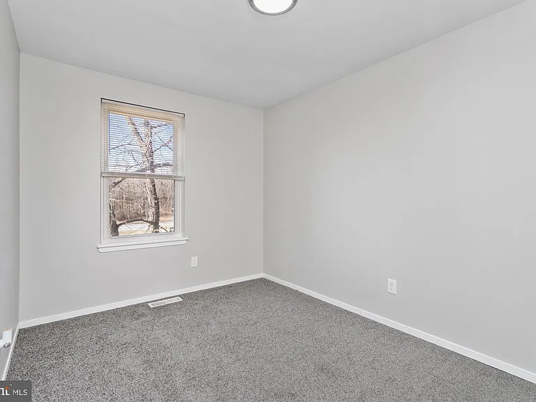 42 Holcumb Ct — Photo 23