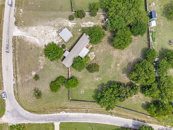 3rd image of 4113 Goliad Dr