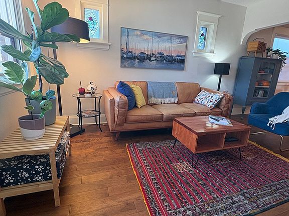 4th image of 12 Orley Ave