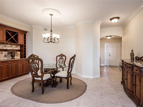 5th image of 201 Vintage Bay Dr Unit 12