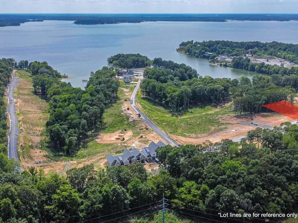 725 Eagle Resort Rd, Grand Rivers, KY 42045