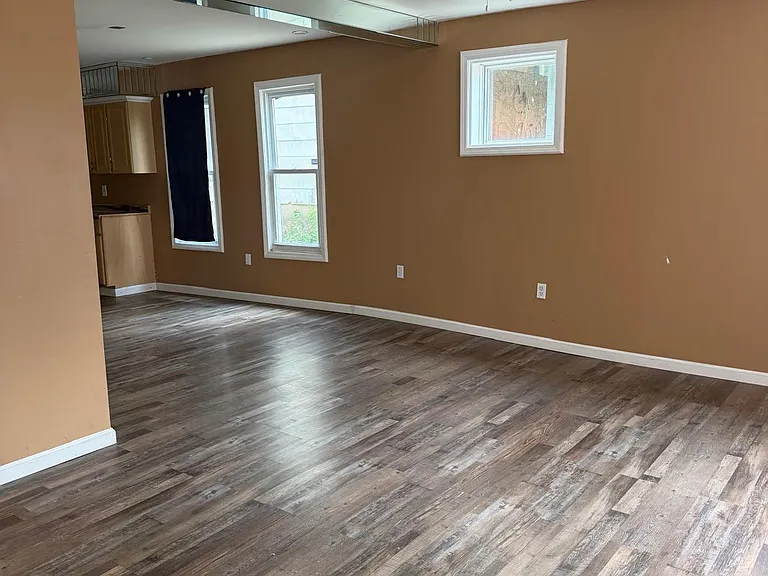 1854 Cleveland Ave — Photo 6