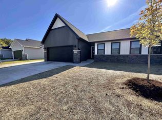 3039 Velkommen Way Left, Stoughton, WI 53589