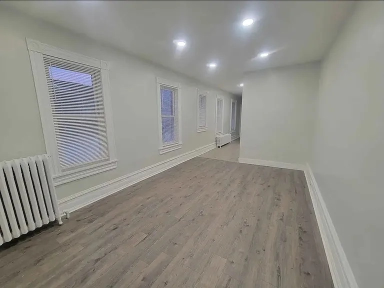 1018 Bottomwood St #2 — Photo 1