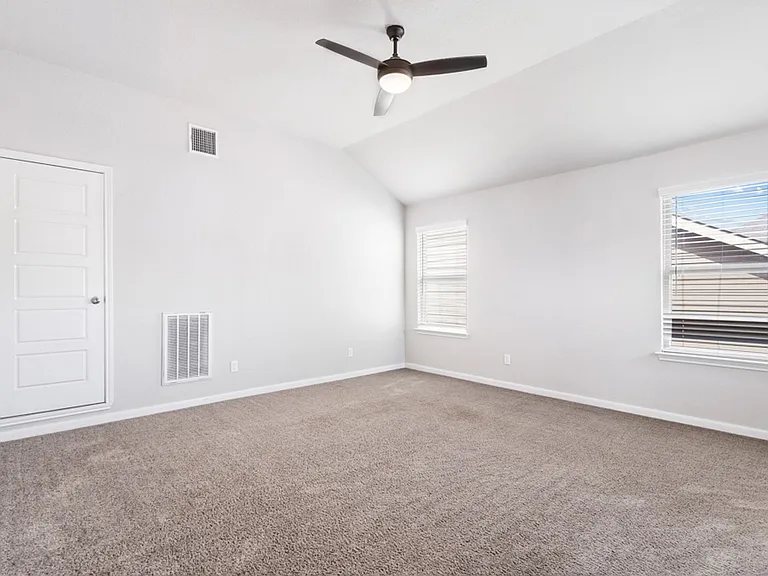 15136 Pandion Dr — Photo 14