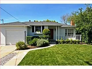 134 Nimitz Ave photo 1