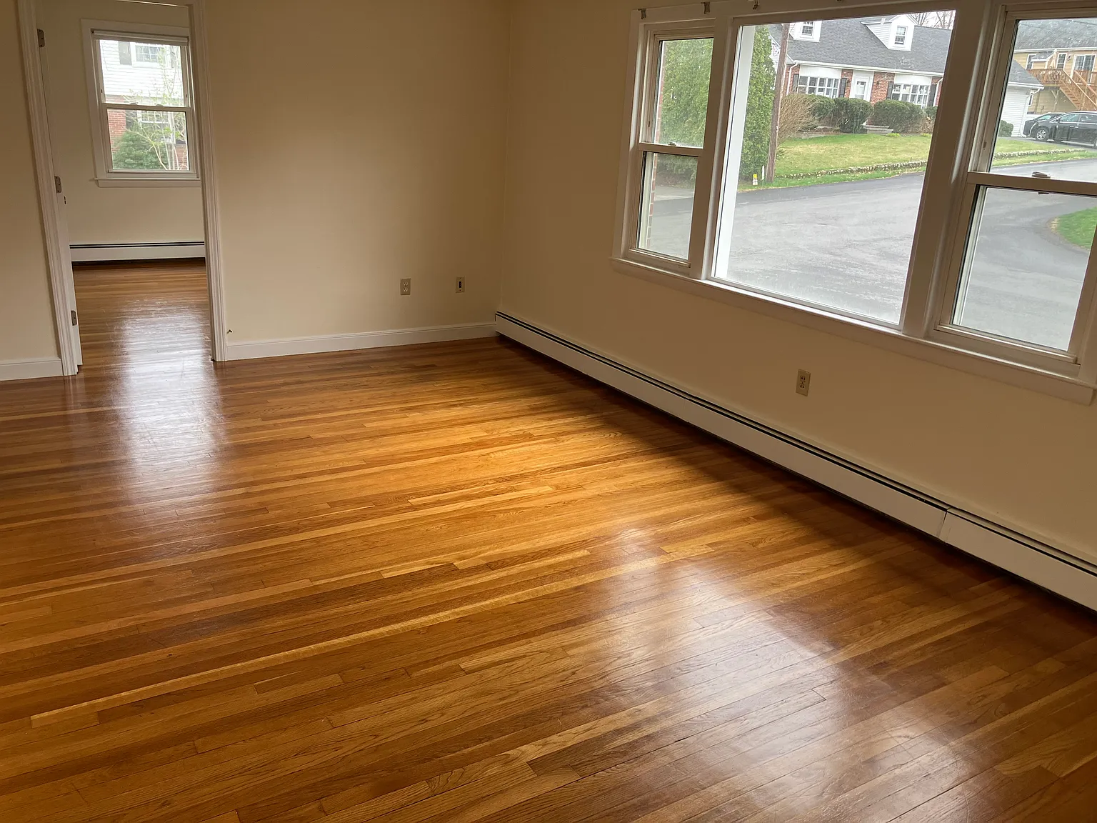 2 bed, 875 sqft, $2,100 — Photo 3