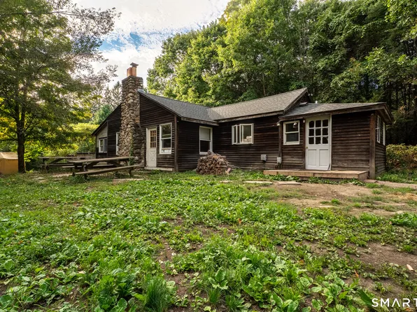 320 Colebrook Road, Winchester, CT 06098