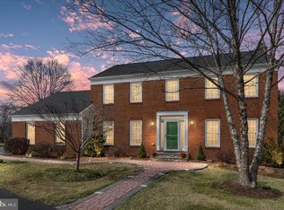 2728 Copper Creek Rd, Herndon, VA 20171