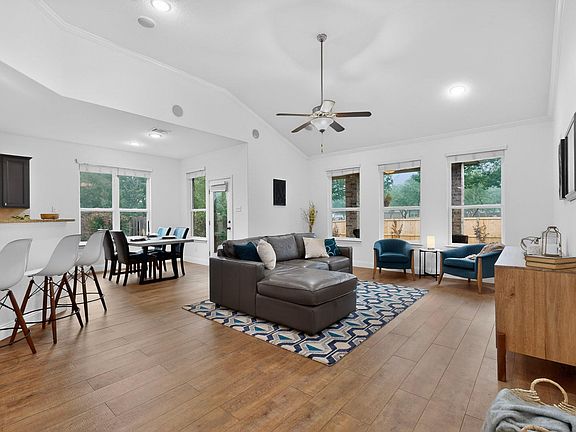 2nd image of 1510 Coldwater Holw