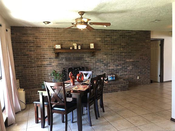 5th image of 306 E Taylor Ave