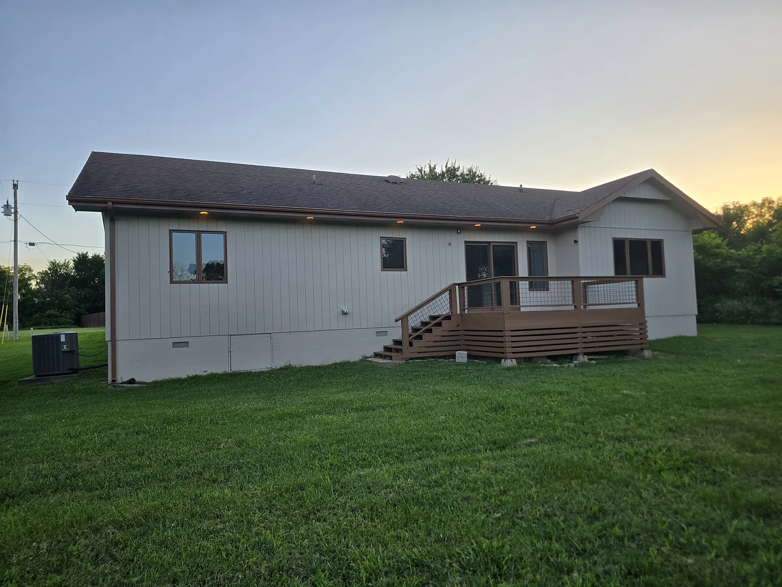 3 bed, 1403 sqft, $1,875 — Photo 2