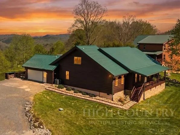598 Valle Meadows Trail, Sugar Grove, NC 28679