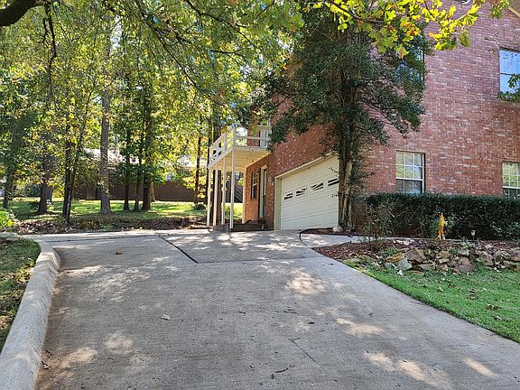 5th image of 116 Sunset Dr