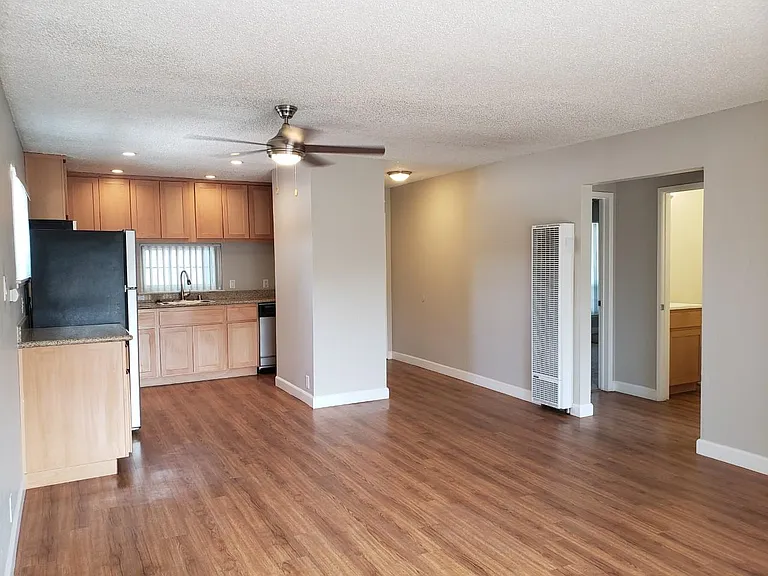 1501 Detroit Ave — Photo 29