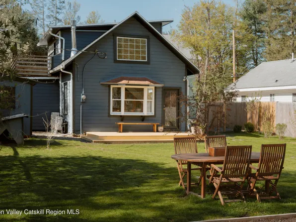 203 Reynolds Road, Woodstock, NY 12498