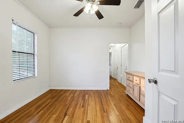 1 bed, 1.0 bath, 673 sqft, $945 — Photo 3