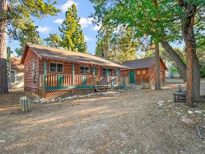 576 Holmes Ln, Sugarloaf, CA, 92386