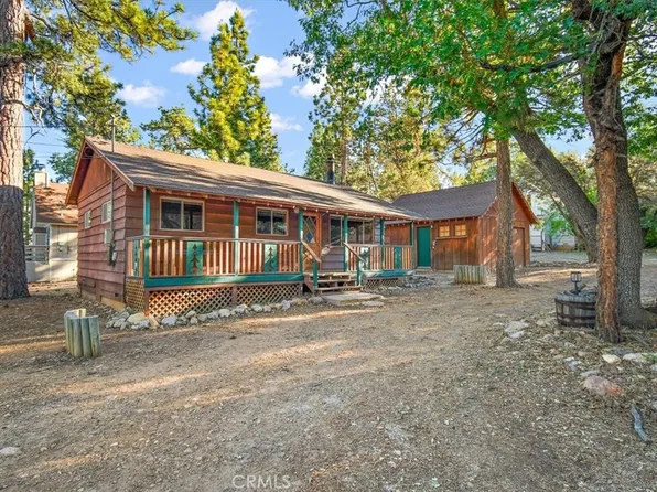 576 Holmes Ln, Sugarloaf, CA 92386