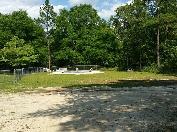 2nd image of 100 Briar Oak Ln