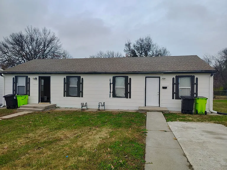 210 Mill St — Photo 10