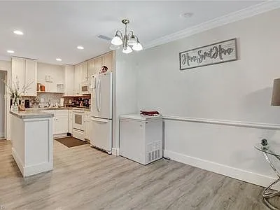 4303 Thomasson Ln — Photo 9