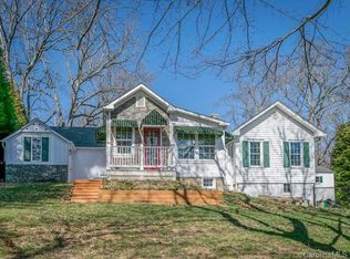 733 9th Ave W, Hendersonville, NC 28791