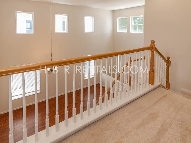 2417 Veneto Ln — Photo 34