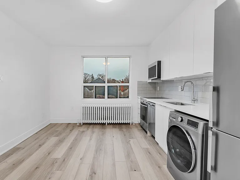 231 Vaughan Rd — Photo 25