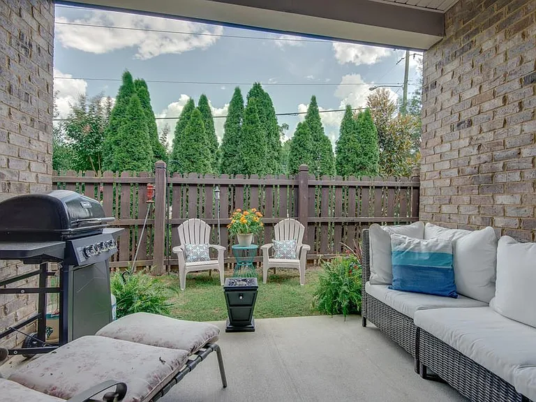 2022 Traemoor Village Dr — Photo 25