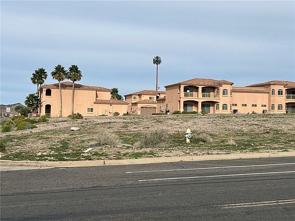 3rd image of 3415 McCormick Boulevard