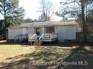412 Dunrobin Dr, Raeford, NC 28376