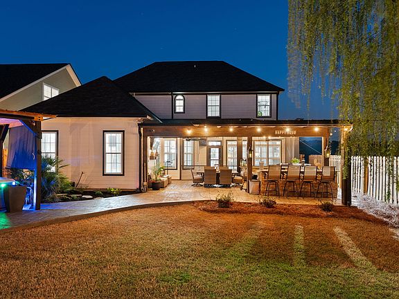 3rd image of 513 Meldon Road