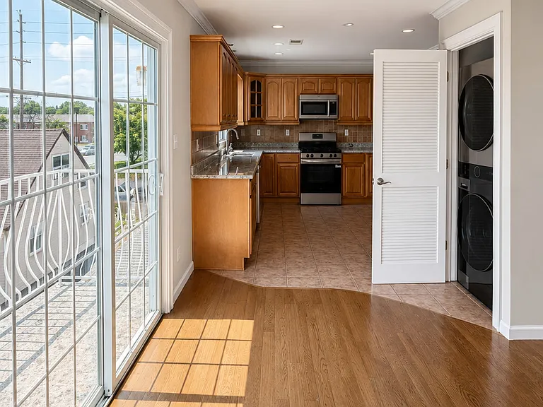77 Cedar St #3 — Photo 8