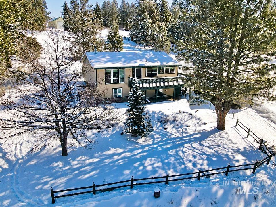1st image of 326 Lone Pine Dr
