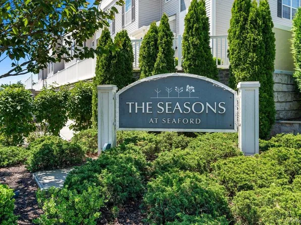 54 Spring Drive, Seaford, NY 11783