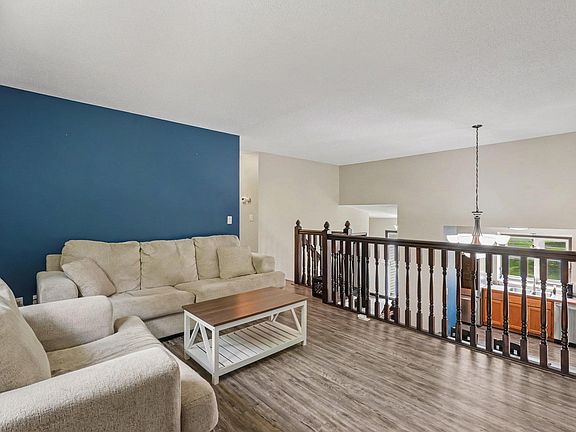 5th image of 2739 233rd Ln NW