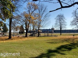 1100 Adams St #16, Two Rivers, WI 54241