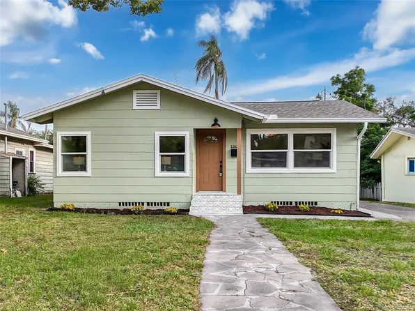 1267 Woodlawn Ter, Clearwater, FL 33755