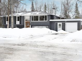 606 Laurel Dr, Kenai, AK 99611