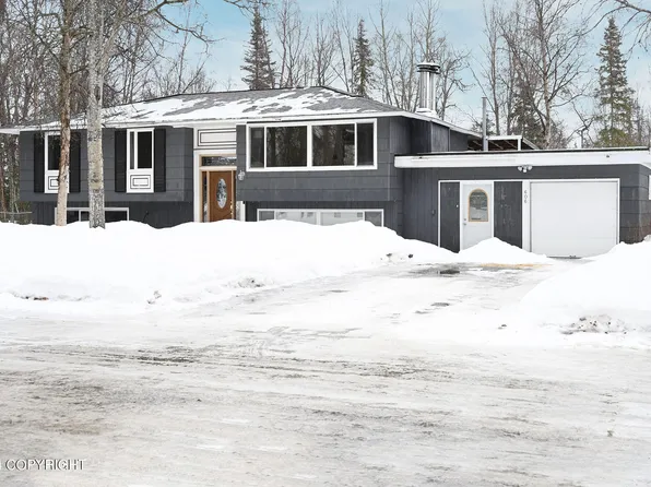 606 Laurel Dr, Kenai, AK 99611