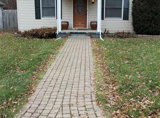 7489 Crissman St, Utica, MI 48317