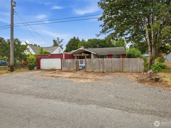 8522 29th Street W, University Place, WA 98466
