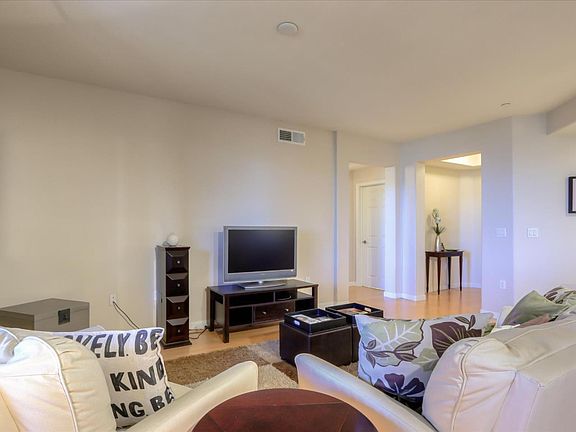 5th image of 2988 Grassina St Unit 215