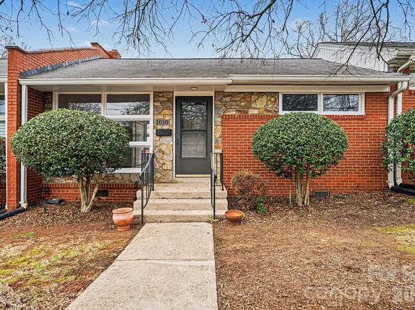 1010 Andover Rd, Charlotte, NC 28211
