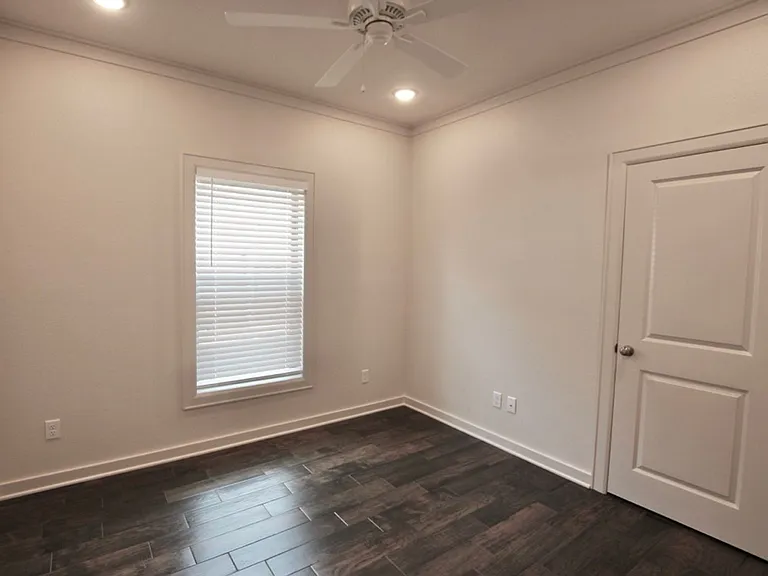 703 Freedom Way — Photo 8